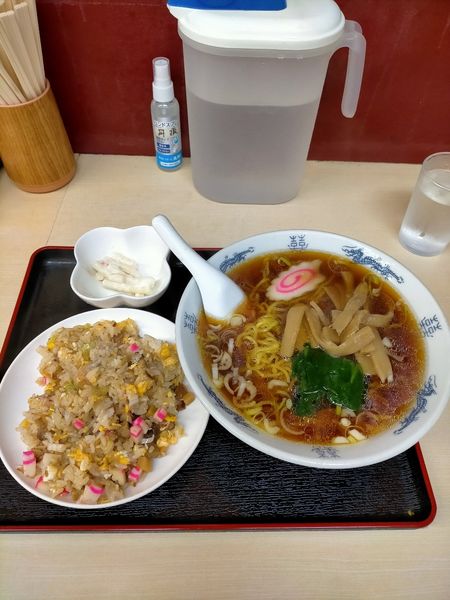 「ラーメン+半チャーハン」@中華飯店 丹頂の写真