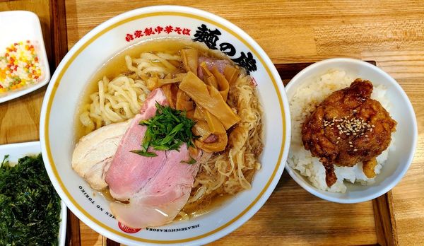 「しお中華そば(大盛)」@自家製中華そば 麺の虜の写真