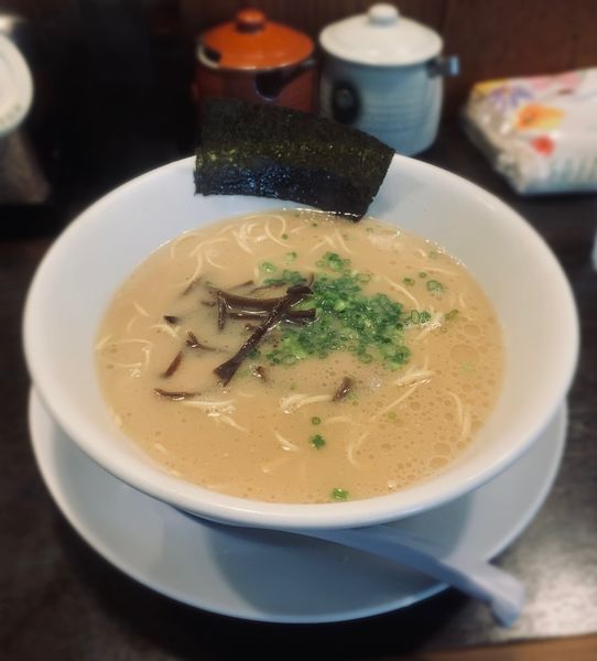 「らーめん（バリかた￥650）＋小ごはん（￥100）」@一心の写真