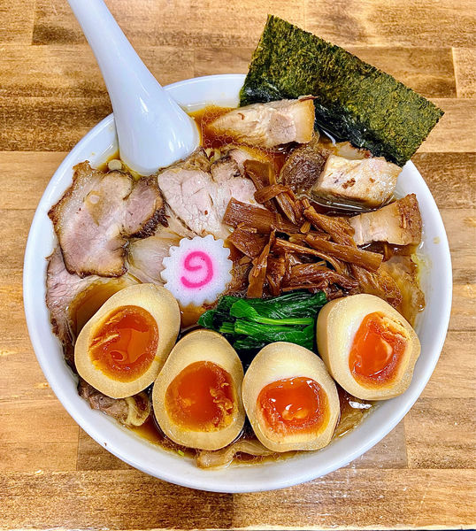 「しょうゆチャーシューメン + 味玉ダブル」@オランダ軒の写真