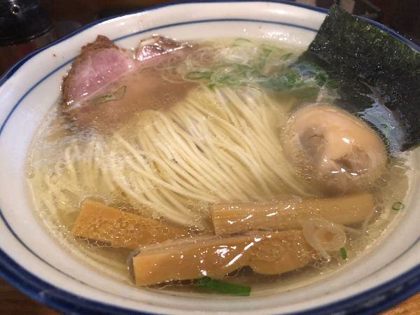 「煮玉子塩らぁめん」@上州地鶏ラーメン 翔鶴の写真