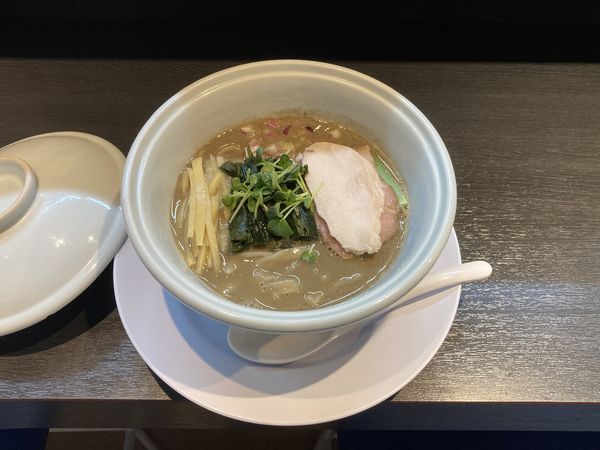 「濃密煮干らーめん」@らーめん 三極志の写真