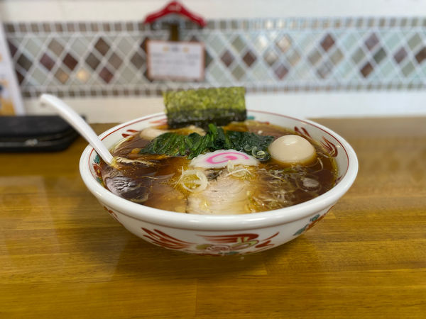 「チャーシューメン、味玉、ほうれん草」@中華そば れもんの写真