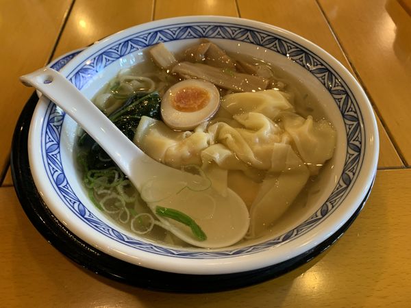 「エビワンタン麺セット(860円)」@中国ラーメン 揚州商人 流山店の写真