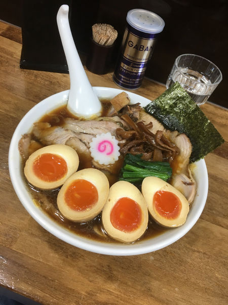 「しょうゆラーメン　味玉」@オランダ軒の写真