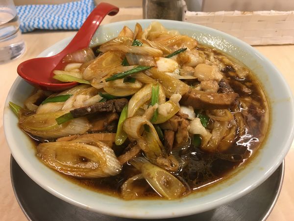 「スタミナラーメン 970円(大盛 250g)」@食堂 七彩の写真