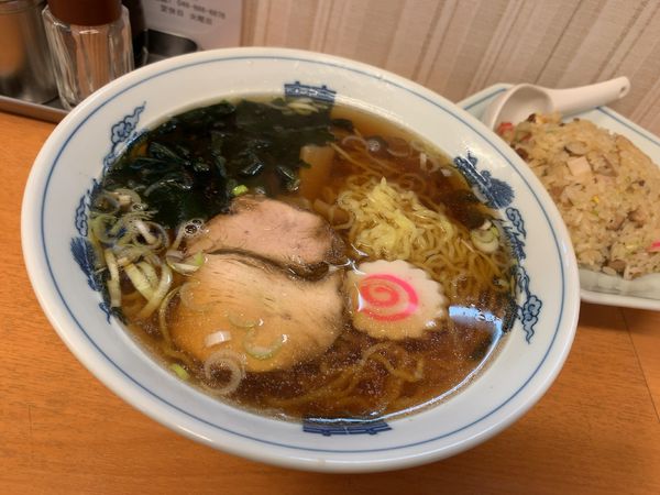 「半チャンラーメン」@平和軒の写真
