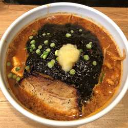 ブラックラーメン
