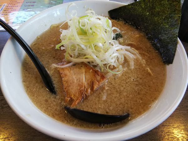 「醤油　：細麺」@信州麺屋 とんずら －カエン－の写真