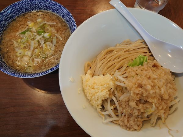 「【限定】豚骨つけ麺(900円)」@メガガンジャの写真