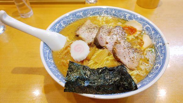 「特製中華そば大盛り　￥１０３０」@中華そば 青葉 川崎アゼリア店の写真