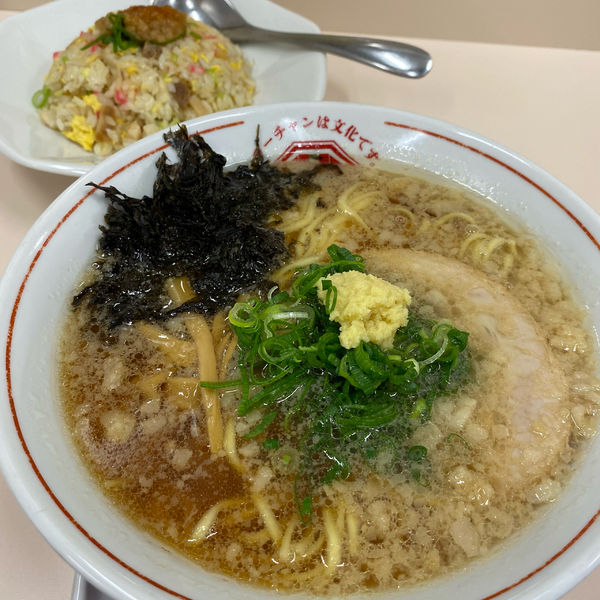 「背脂生姜+半チャーハン」@ラーチャン専門 我武者羅 蒲田店の写真