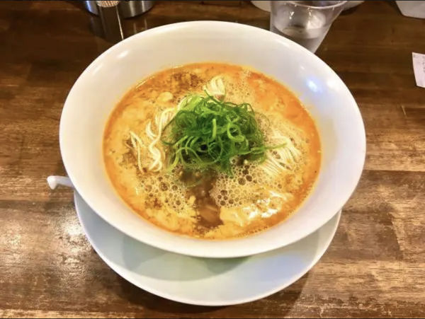 「坦々麺、わさびマヨチャー丼」@創作麺工房 鳴龍の写真
