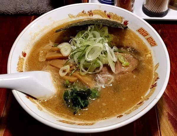 「特製醤油らーめん」@北海道らーめん ひむろ 赤羽店の写真
