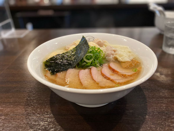 「白だしチャーシュー特製ワンタン麺」@八雲の写真