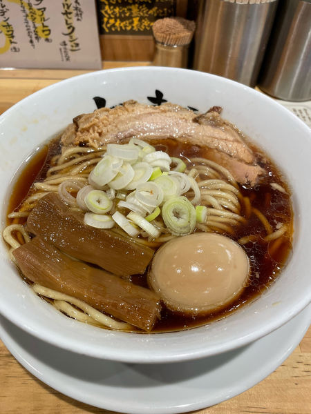 「らーめん原点+煮卵トッピング」@人類みな麺類の写真