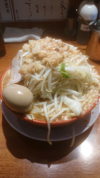 「大盛ラーメン  味玉  野菜マシ  油マシ」@らーめん バリ男 大森店の写真