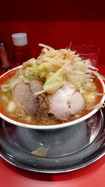 「ラーメン100円オープン記念ニンニク少し全増し」@ラーメンタロー 蒲田の陣の写真