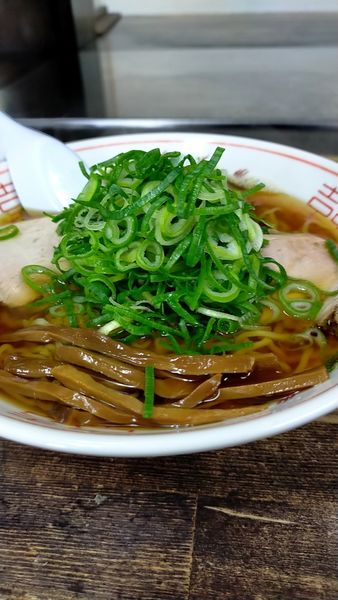 「縮れあっさりネギ盛り」@長尾中華そば 青森駅前店の写真