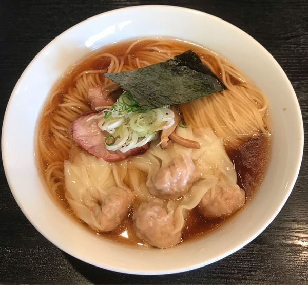 「ワンタン麺」@支那ソバ 小むろの写真