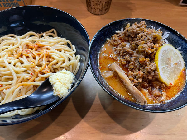 「つける火山1000円」@極太めん ひでまる 千波店の写真