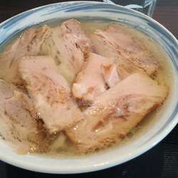 喜多方肉そば 白しょうゆ(並)¥900-