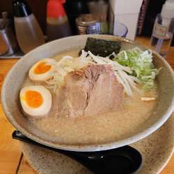 もやし味付きたまごらぁ麺