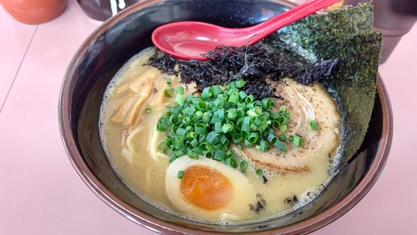 「康家ラーメン」@らーめん康家の写真