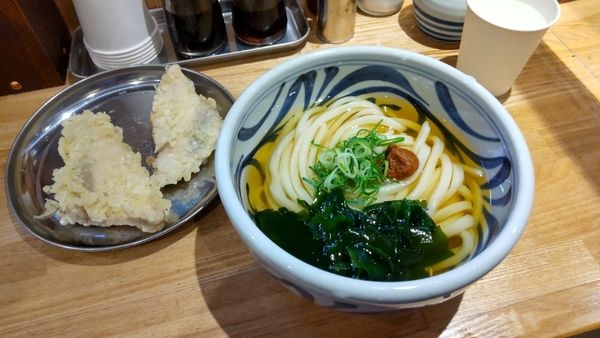 「サンモールにあるコシの強い人気うどん屋」@うどん 嵐の写真