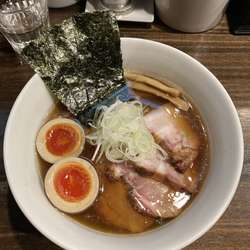 特製中華そば醤油　1200円