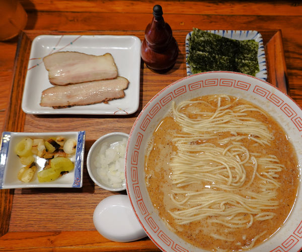 「炭火焼濃厚中華そば 鯖 850円」@炭火焼濃厚中華そば 倫道の写真