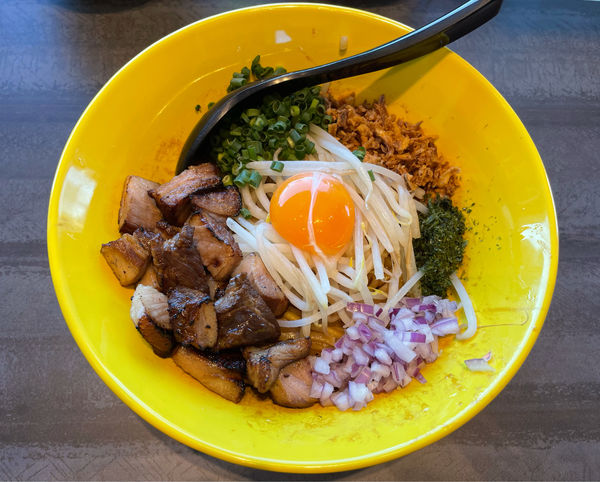 「まぜそば」@麺や べらぼうの写真