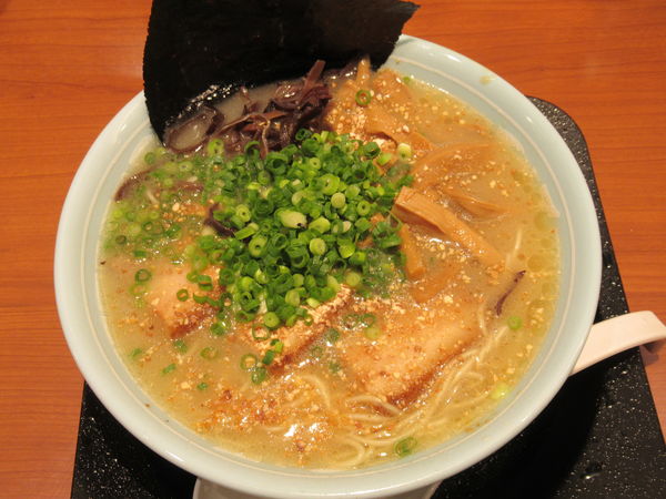 「天外天ラーメン（950円）」@天外天 東京ラーメンストリート店の写真