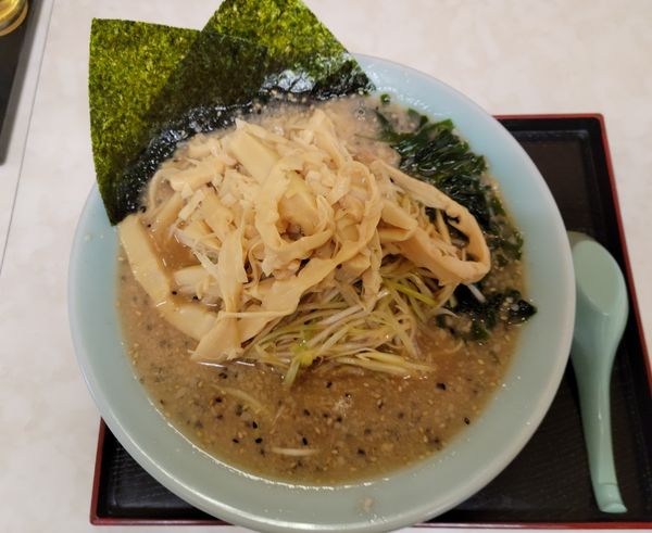 「ねぎ味噌ラーメン(880円)バリ硬+メンマ増し(180円)」@ラーメンショップ 塚崎店の写真