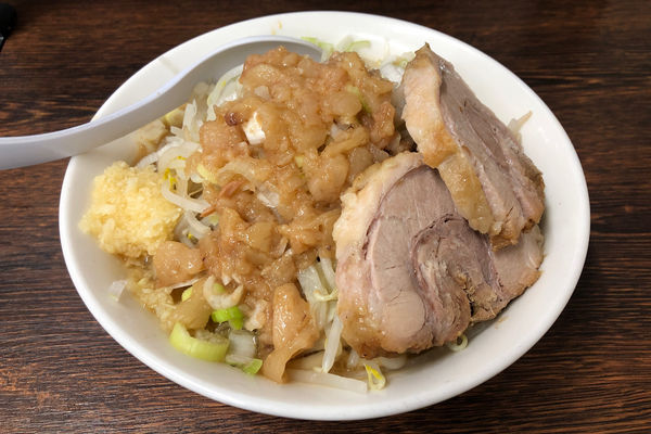 「ラーメン(大)950円＋豚1枚150円」@ラーメン一心の写真