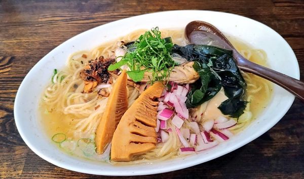 「【限定】サバヌーヴォー塩そば」@麺場voyageの写真