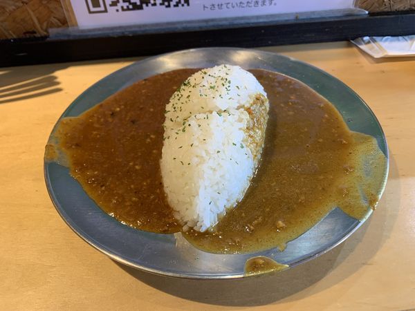 「ハーフ＆ハーフ（500円）」@自衛隊カレーの写真