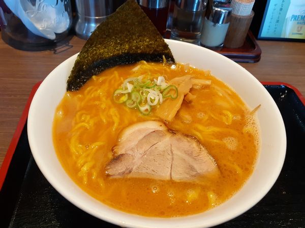 「赤みそらーめん」@らーめん むつみ屋 登戸店の写真