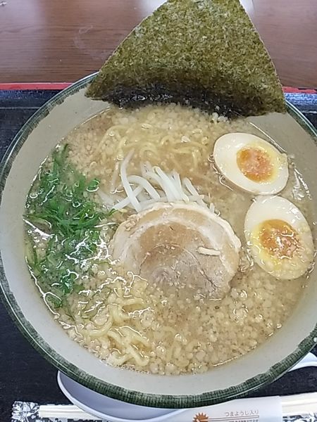 「にんたま醤油ラーメン（640円）」@ゆにろーず 大宮TS店の写真