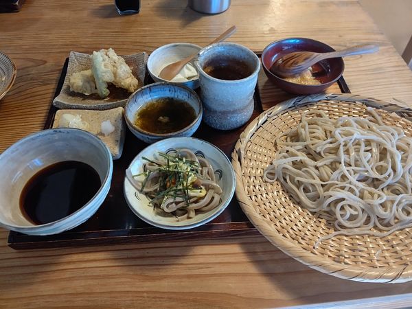 「ランチ(冷たいそば)1,408円」@そば 滋雲の写真