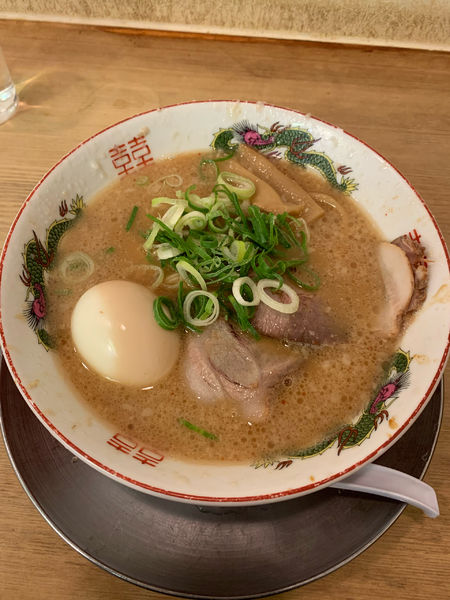 「中華そば＋味玉」@ますたに 京都駅ビル拉麺小路店の写真