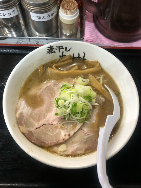 「こってり煮干らーめん」@煮干しらーめん青樹 立川店の写真