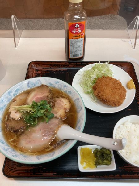 「ちゃあしゅうめん+メンチ+半ライス　750円」@よか楼 本店の写真