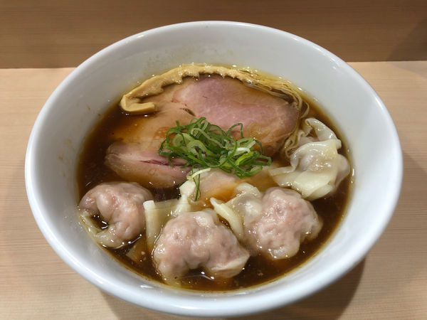 「ワンタン中華そば」@手揉み中華そば 中村の写真