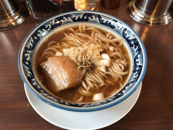 「煮干し中華そば（900円）」@自家製麺と自然派食材 晴耕雨読の写真