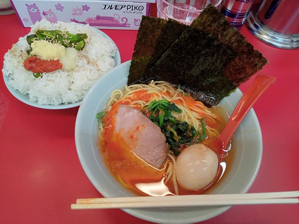 「ラーメン並¥６５０朝１１時までゆで卵付けれます!」@横浜ラーメン 武蔵家 大宮店の写真