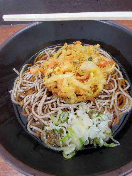 「かき揚げそば410円」@菜の花そば 千葉西口店の写真