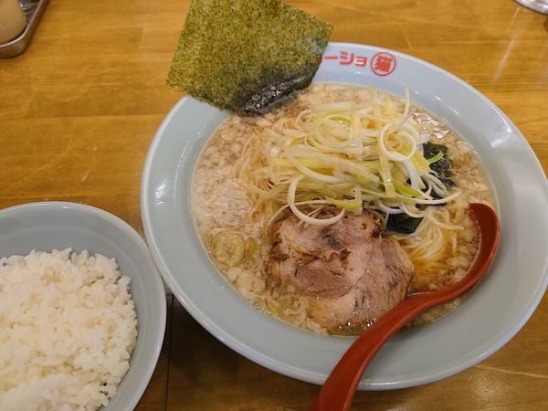 「ネギラーメン950円＋小ライス120円」@ラーショ マルミャー 大泉学園店の写真
