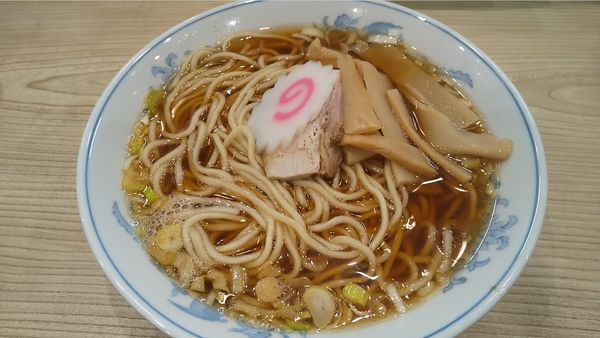 「サッポロ黒ラベル・小瓶+メンマ皿→らーめん(¥1,100)」@らーめん 高尾の写真