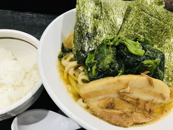 「フクロウ式濃密豚骨醤油 1,000円」@ラーメンフクロウの写真